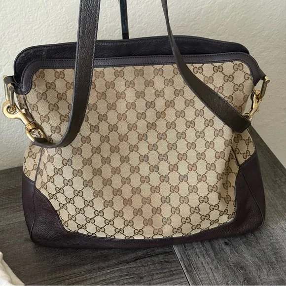 🔥SALE🔥💎GUCCI MONOGRAM MEDIUM DIANA BAMBOO SHOULDER BAG / GUARANTEED AUTHENTIC 💎 - Picture 2 of 14